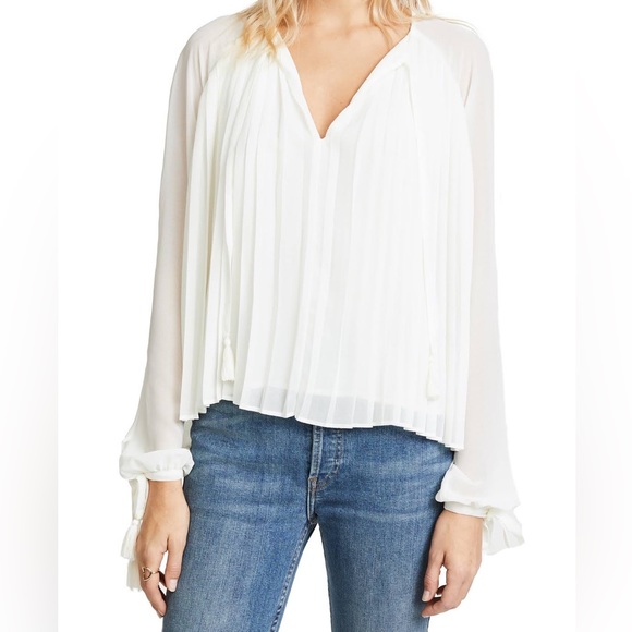 Rebecca Minkoff NWT Daisy Top Medium White Accordion Pleats Silky Peasant Tassel - Picture 1 of 16